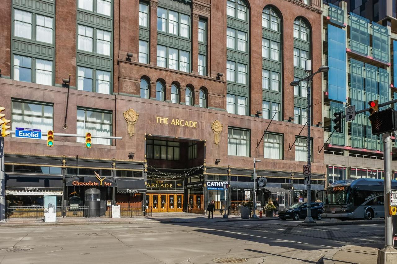 Frontdesk 2015 East 4Th Street Apts Downtown Cleveland Apartman Kültér fotó